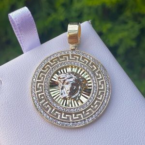 Medusa Versace Pendant in 10K Yellow Gold and Cubic Zirconia